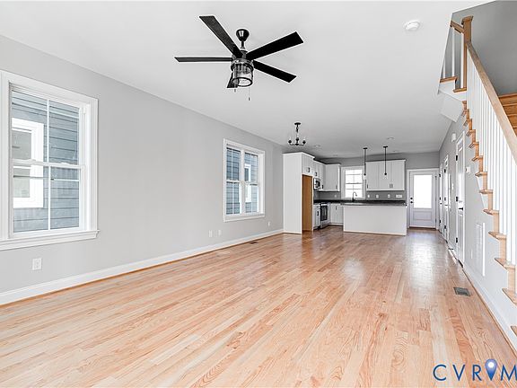 4th image of 312 E 33rd St
