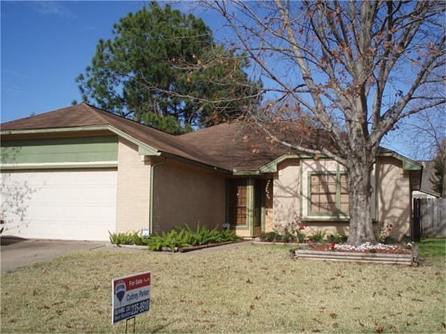 1st image of 15114 Cabots Landing Dr