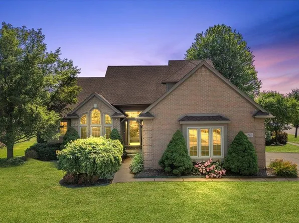 47988 Sage Dr, Macomb, MI 48044