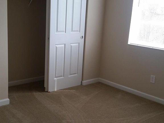 3rd image of 249 Trifecta Ct APT 25