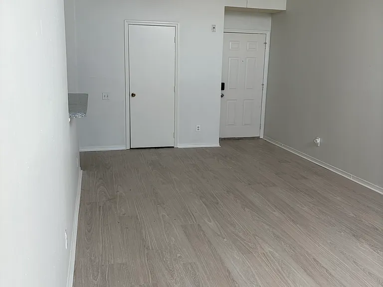 3900 Southpointe Dr #113 — Photo 17
