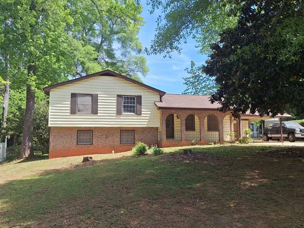 8350 Dundy Ct, Jonesboro, GA 30238