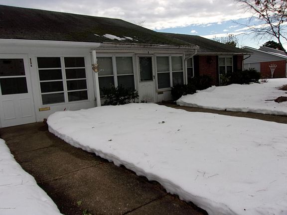 3rd image of 312B Coventry Ct