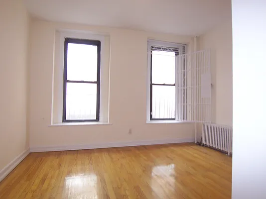 Rented by Luxor Homes & Investment Realty | media 12