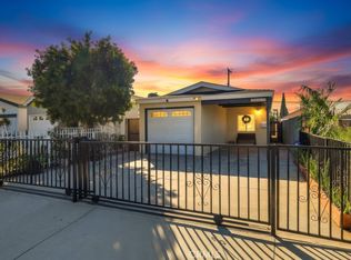 12220 211th St, Hawaiian Gardens, CA 90716