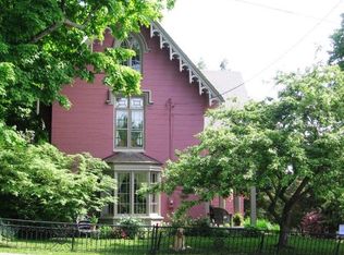 49 Main St, Yarmouth, ME 04096