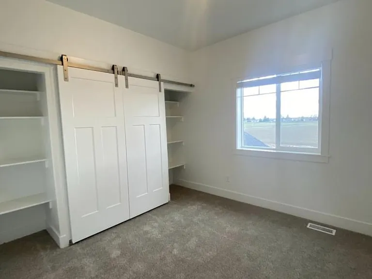416 S 3 W — Photo 68