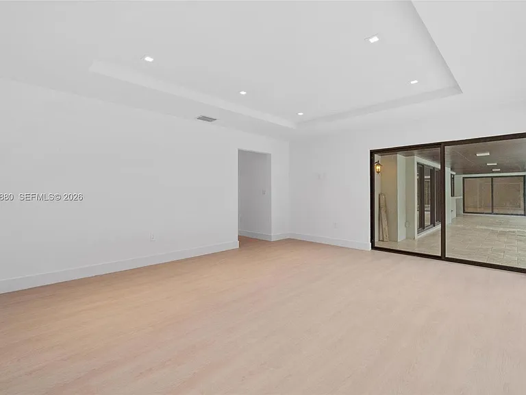 5254 NW 94th Doral Pl — Photo 8