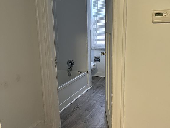 5th image of 6041 Waterman Blvd