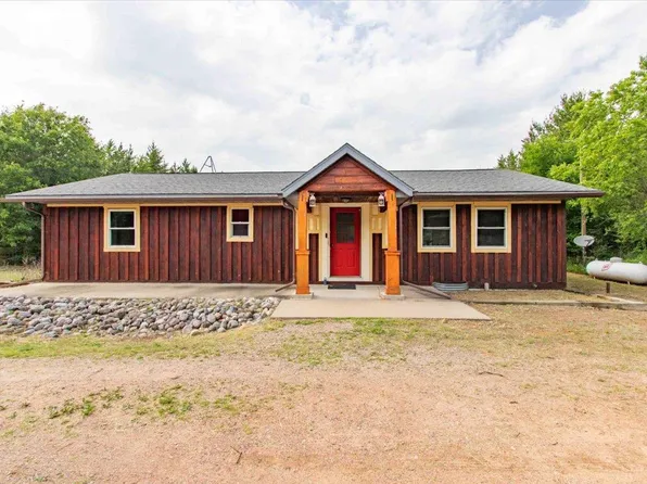 924 COUNTY ROAD C, Hancock, WI 54943