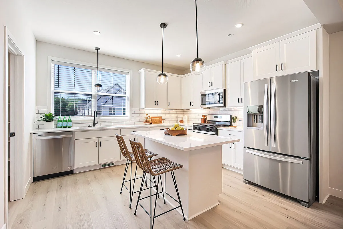 Building Photo - Foxtail Hollow Townhomes