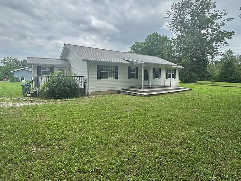 6250 W Highway 136 — Photo 1