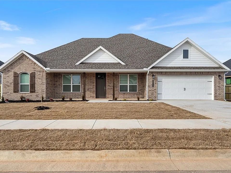 1st image of 2213 Abbott Ln
