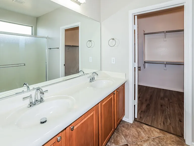 40810 N Hudson Ct — Photo 11