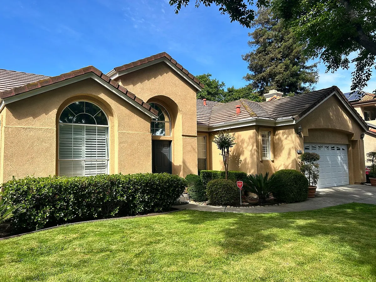 Building Photo - 5007 Innisbrook Dr