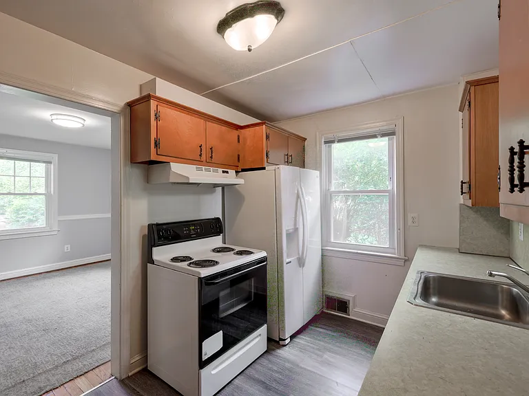 4603 Guilford Pl — Photo 10