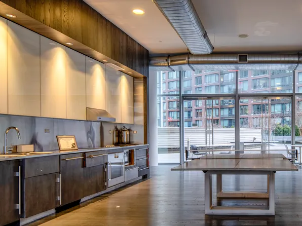 554 West 54th Street image 29 of 57