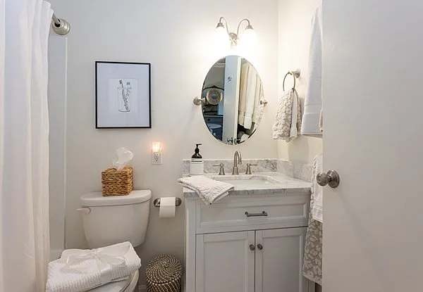 16 Balmoral St #410 — Photo 21