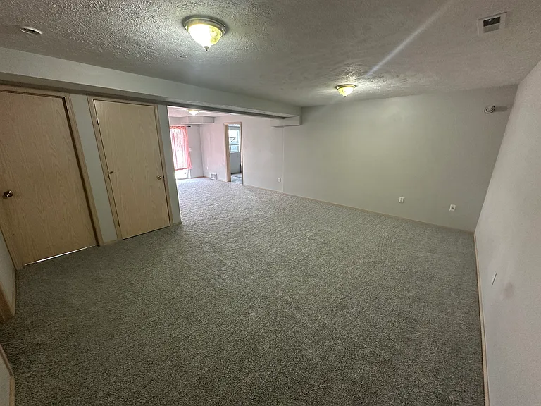 11715 E Nora Ave — Photo 2