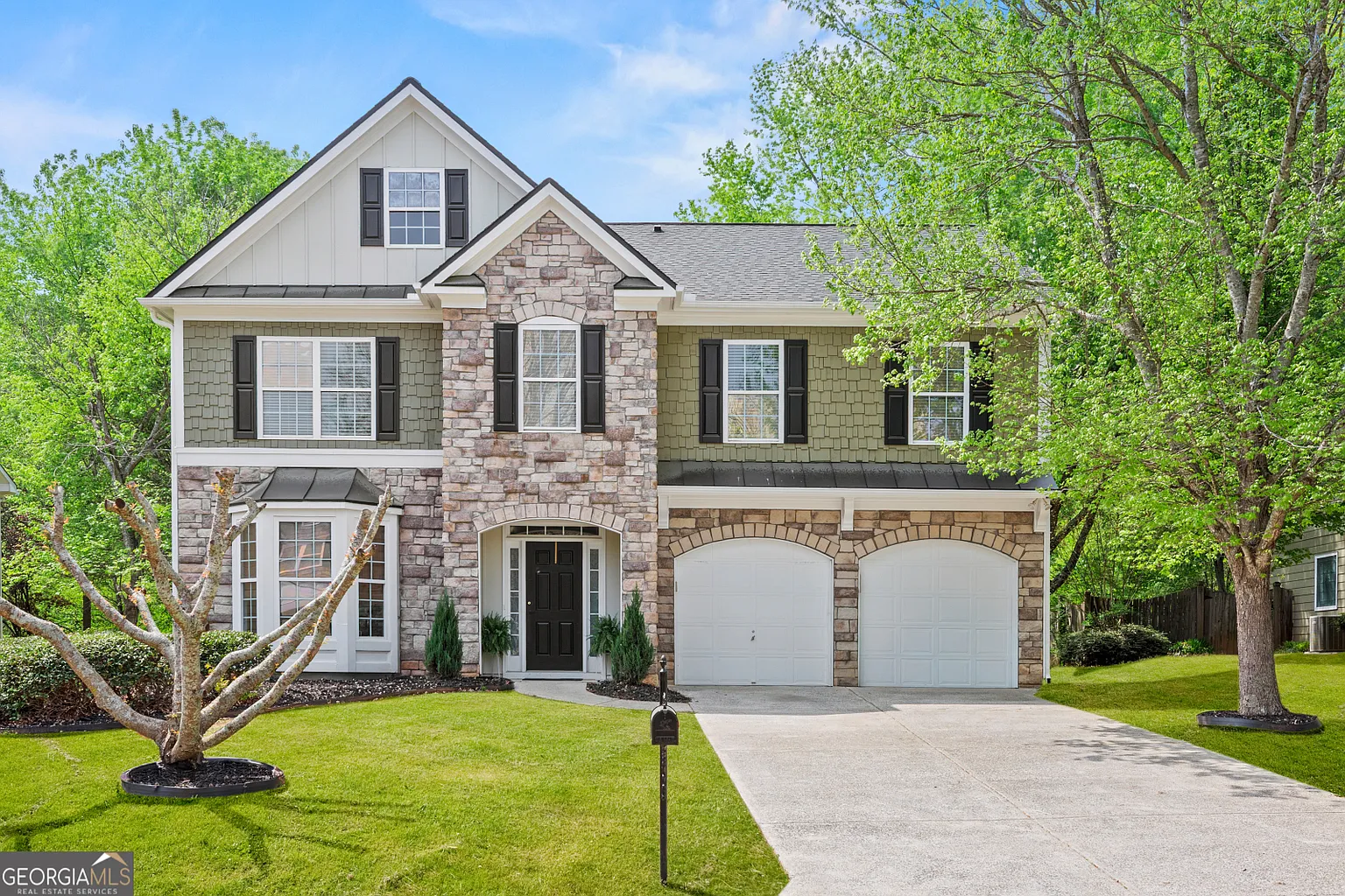 418 Juniper Ct photo 1