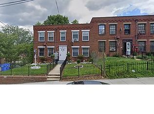 2 Galveston Pl SW APT 4, Washington, DC 20032