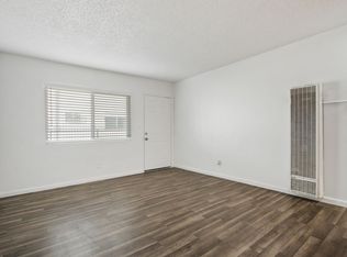 1110 W 94th St, Los Angeles, CA 90044