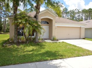 5328 Braddock Dr, Zephyrhills, FL 33541