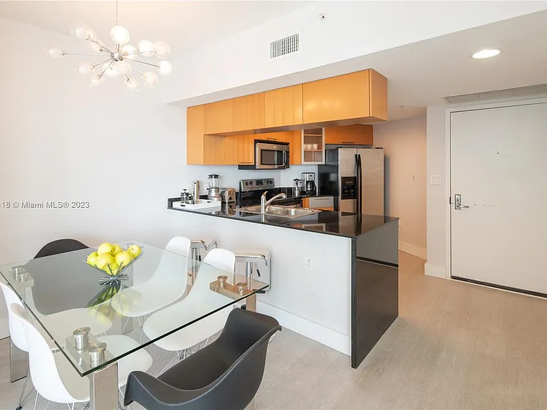 1750 N Bayshore Dr #2602 — Photo 6