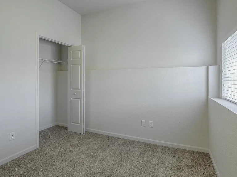 Willow Chase Twin Homes — Photo 47