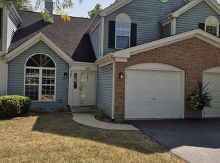 805 N Constitution Ave, Island Lake, IL 60042