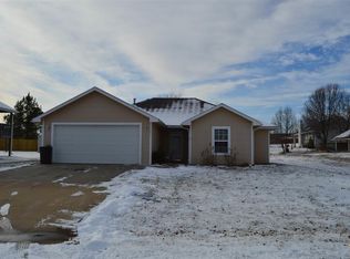 1186 SE 125th Rd, Knob Noster, MO 65336