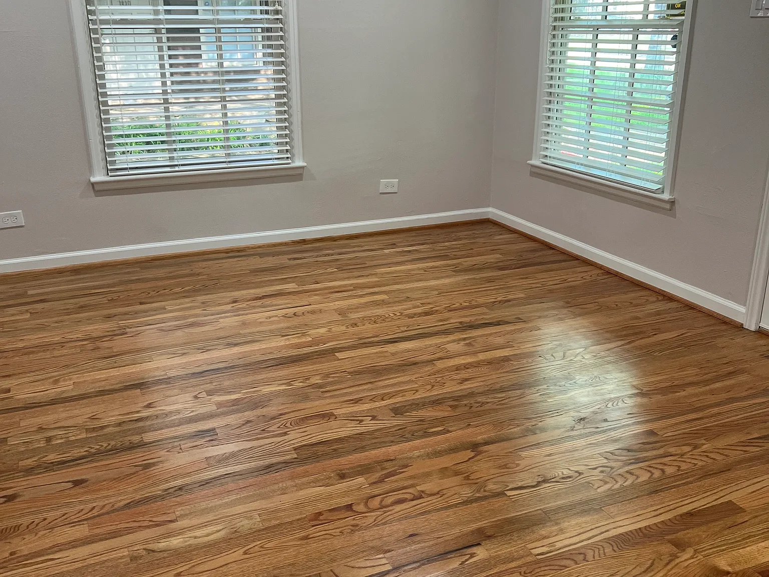 1 bed, 850 sqft, $2,100 — Photo 2