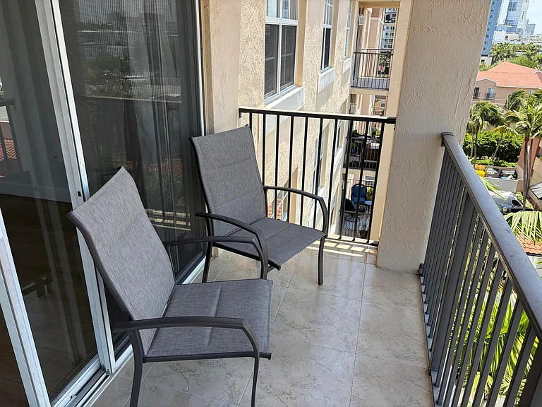 1801 N Flagler Dr #824 — Photo 21