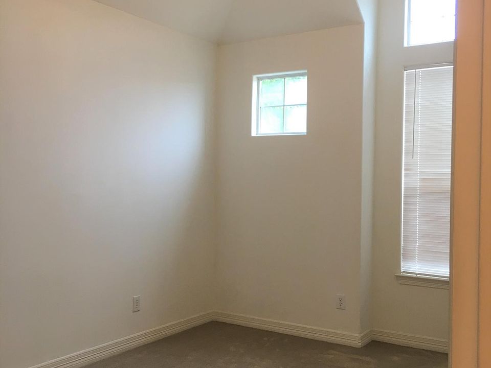 1st image of 10318 Panther Villa Ct