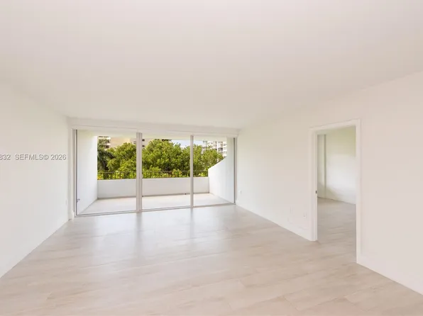 155 Ocean Lane Dr APT 403, Key Biscayne, FL 33149