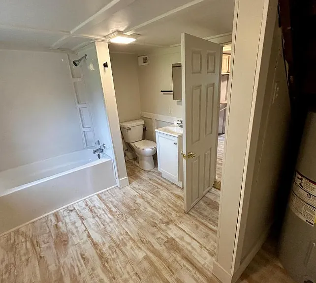 525 1/2 Mill St #525 — Photo 6
