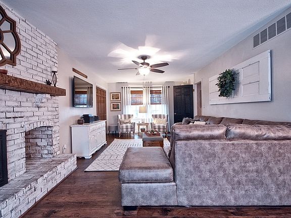 4th image of 56426 County Road 21 Unit 1
