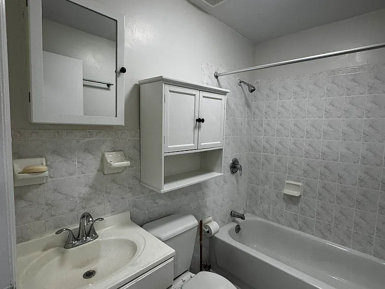 224 Cumberland St #1 — Photo 12