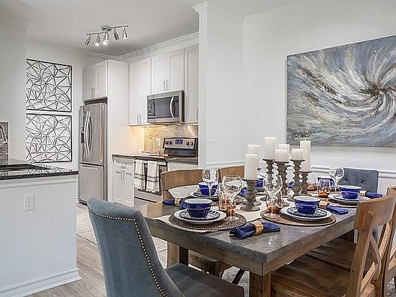 5th image of 4230 Fairway Dr #2-2201