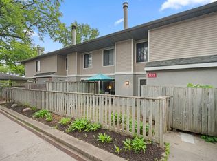 1259 Landmark Trl S, Hopkins, MN 55343