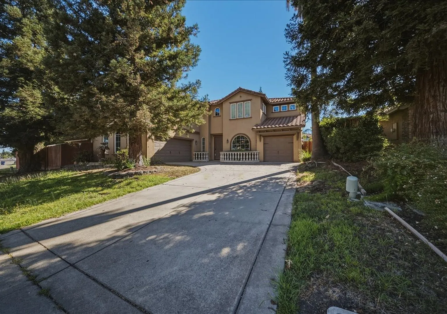 9351 Palmerson Dr — Photo 1