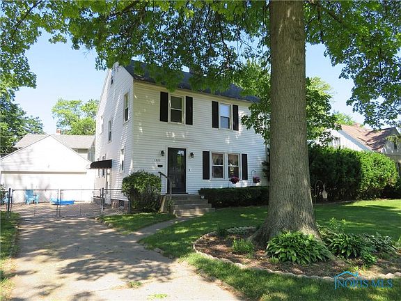 2nd image of 1520 Glenbrook Dr