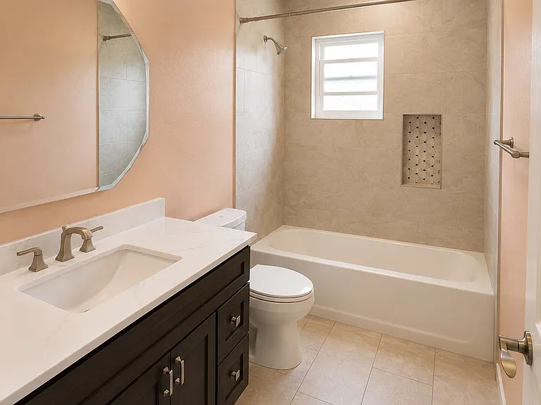 362 Manferd St — Photo 11