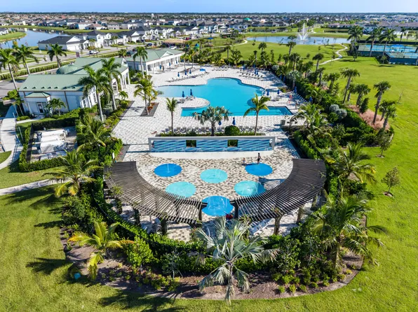 9526 SW Libertas Way, Port St Lucie, FL 34987