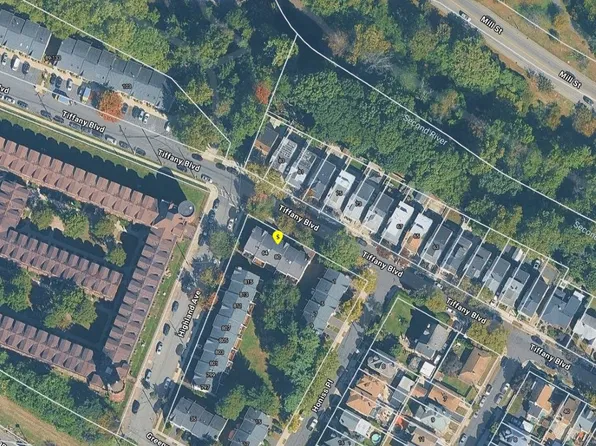 82 Tiffany Blvd, Newark, NJ 07104