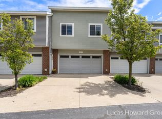 301 Nw Xing #25, Holland, MI 49423
