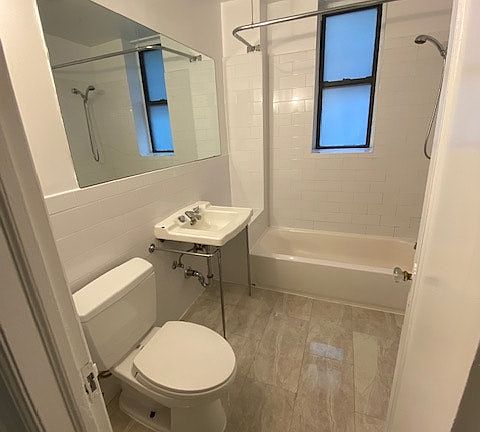 5th image of 249 E Houston St #3A