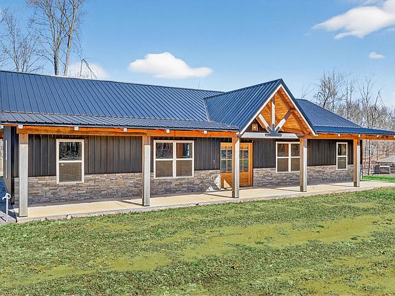 3rd image of 562 Northup Rd