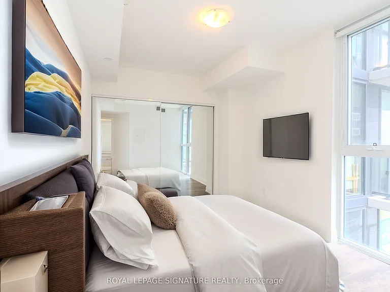 1461 Lawrence Ave W #1101 — Photo 23