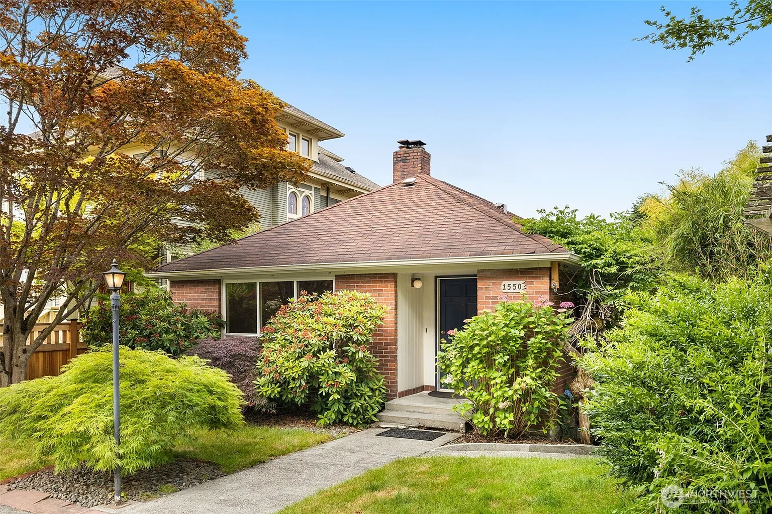 1550 16th Avenue E photo 1